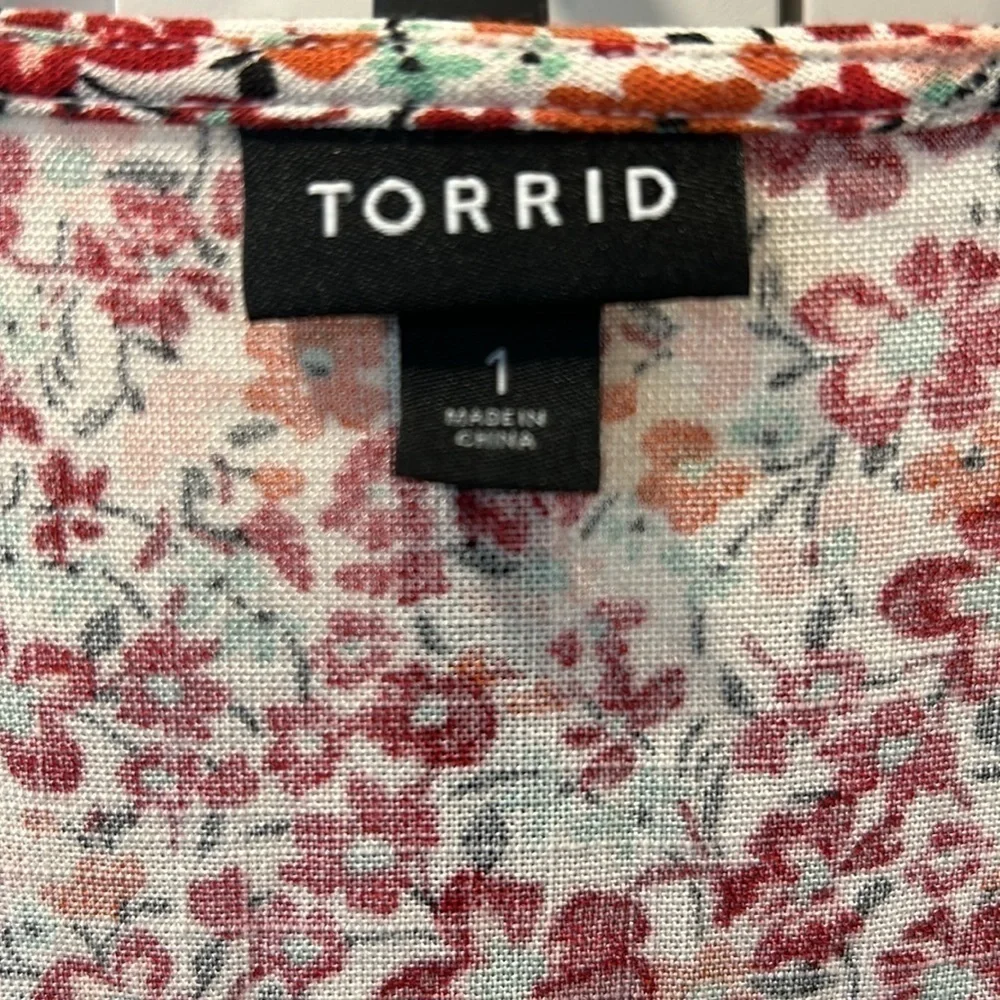 Torrid Voluminous Textured Stretch Rayon Mini‎ Skater Dress Wild Flowers Size 1